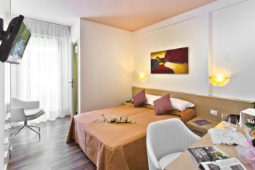 hotelvictoria de suite-mit-jacuzzi 016